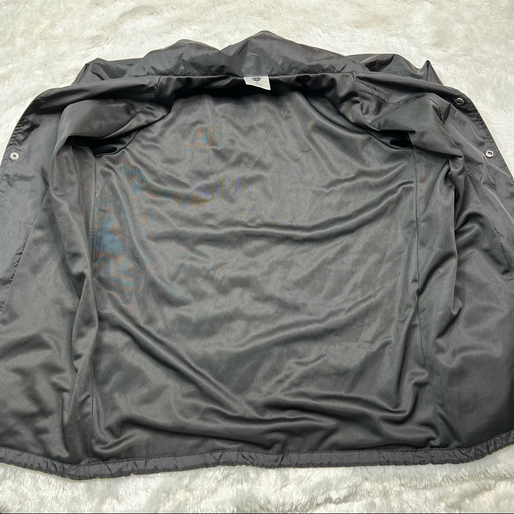 NWOT The Beatles Abbey Road Snap Down Windbreaker Jacket Black Unisex Sz S - Picture 8 of 10